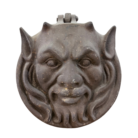 Decorative Cast-Iron Mask with Hinged Cover (GE-EYZC)