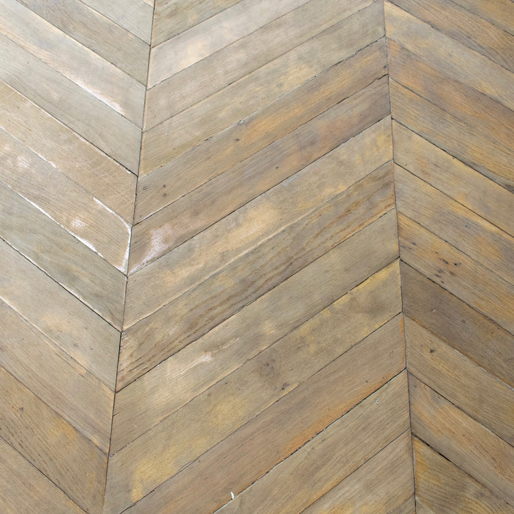 Reclaimed French Chevron Oak Wood (WOOD-U7RD)