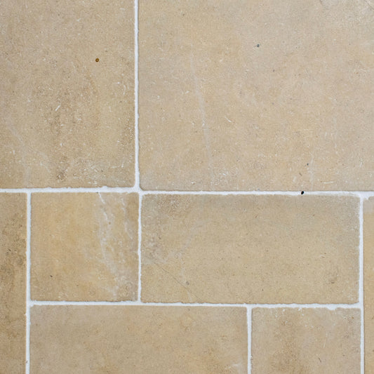 Egyptian Sandblasted and Tumbled Limestone (STONE-HNUJ)