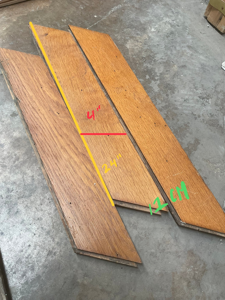French Chevron Oak Wood (WOOD-TFNG)