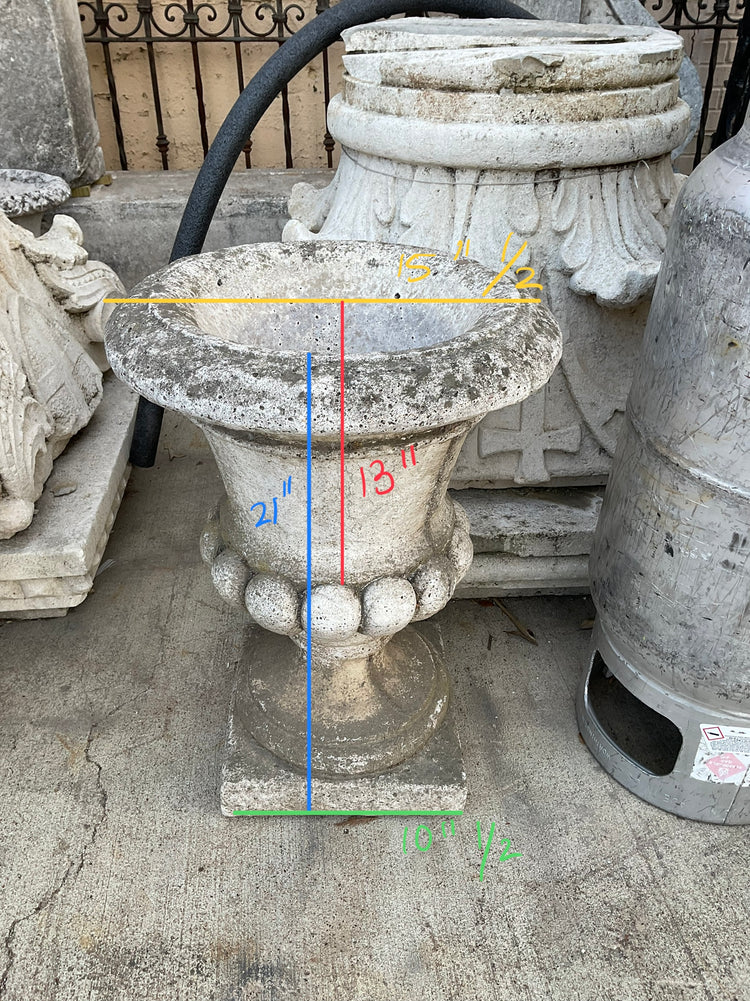 French Limestone Planter (V-7L5T)