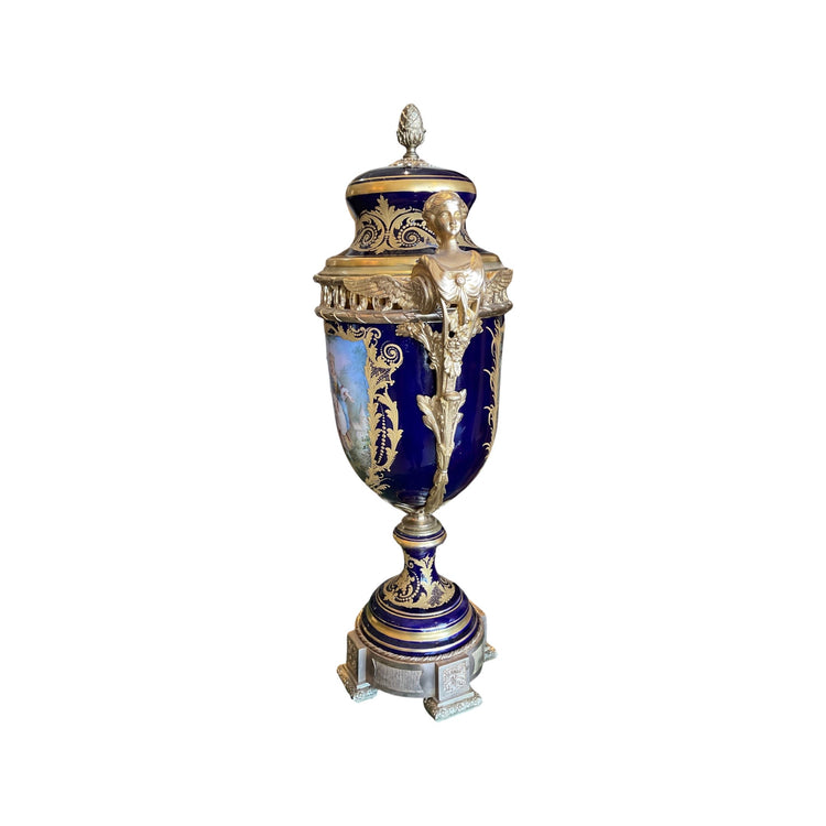 Pair of European Sevres Porcelain Urns (HD-GDZN)