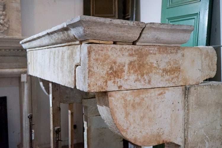 Antique French Limestone Mantel (ALCH574)