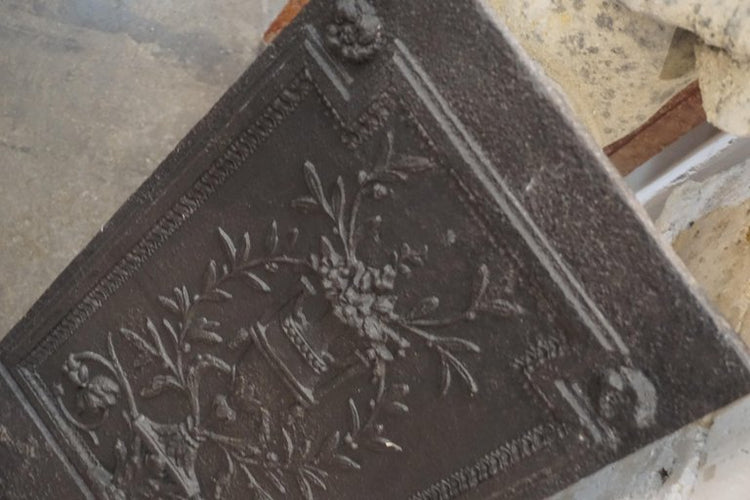 Antique French Iron Fireback (X3097)