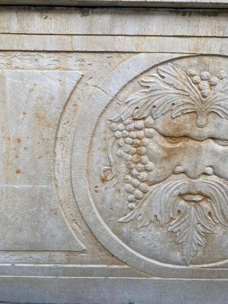 Antique French Limestone Wall Fountain (FO609)