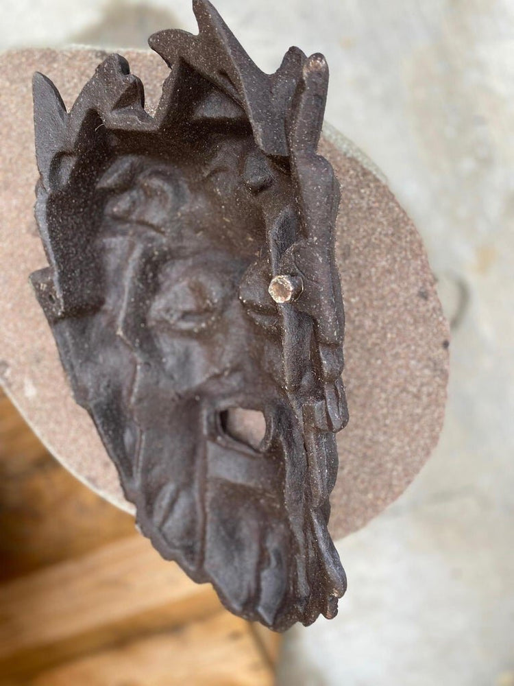 Iron Bacchus Face Water Exit (HW024)