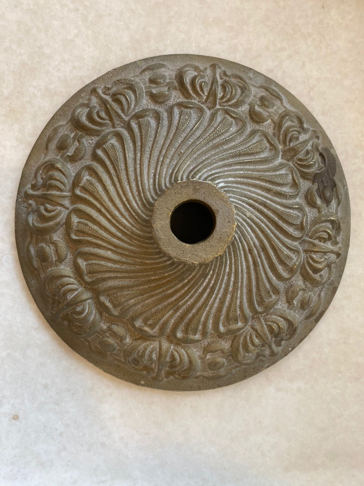 Carved Brass Escutcheon (HW022)