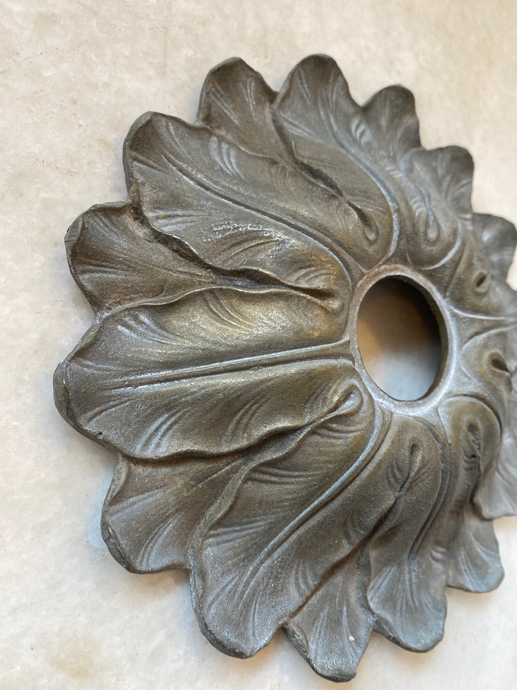 Carved Brass Escutcheon (HW023)