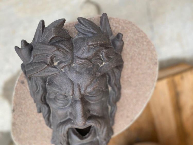 Iron Bacchus Face Water Exit (HW024)