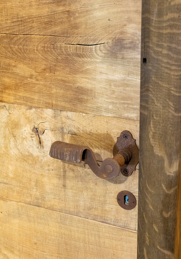 French Oakwood Door (D-8GY6)