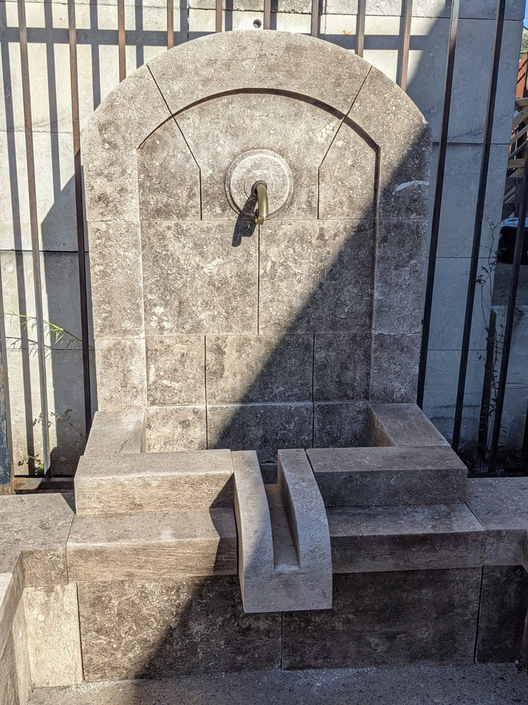 Contemporary French Limestone Wall Fountain (FO925)