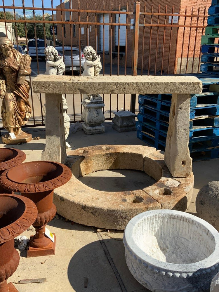 French Limestone Well (GE-X3276)