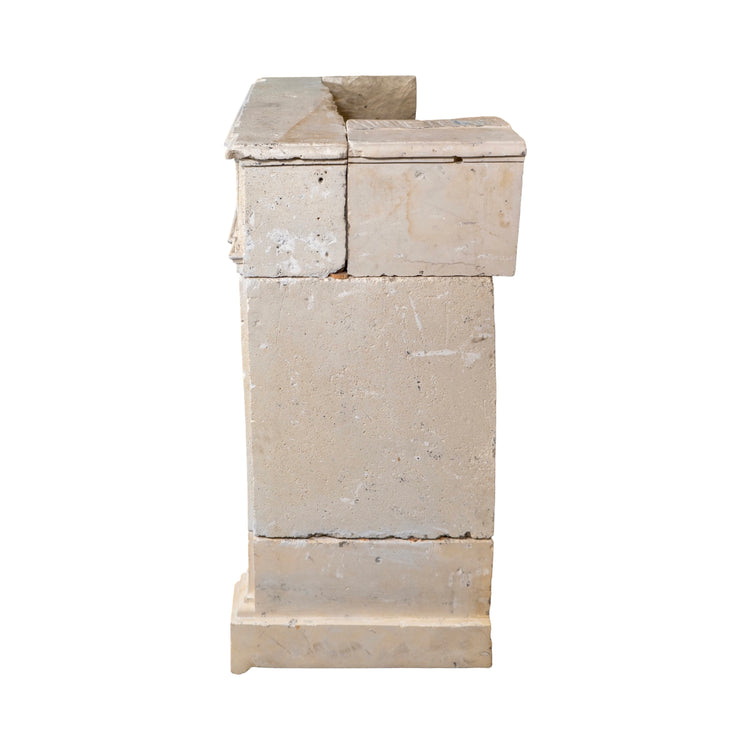 Antique French Limestone Mantel (M-DGZX)
